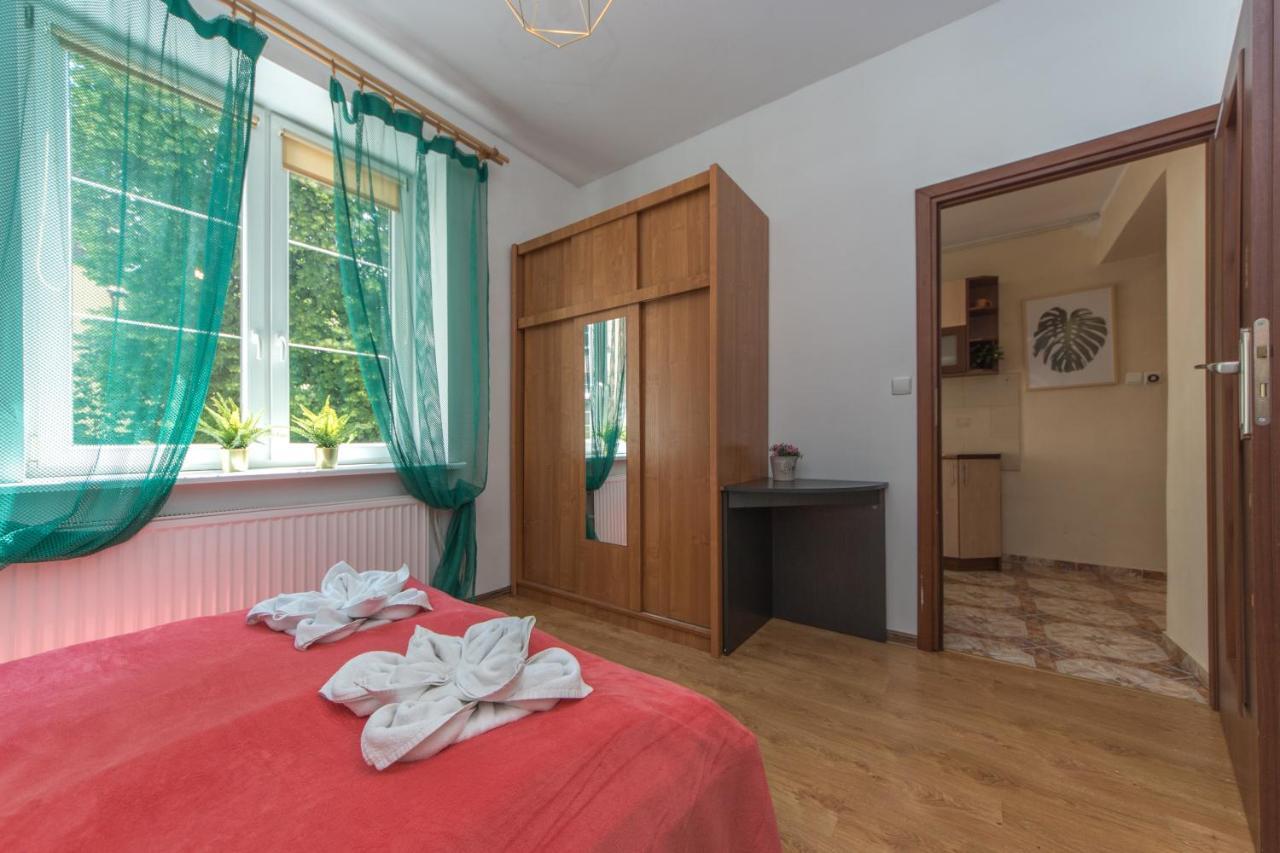 Apartament 14 Przy Ul. Dlugiej กดัญสก์ ภายนอก รูปภาพ