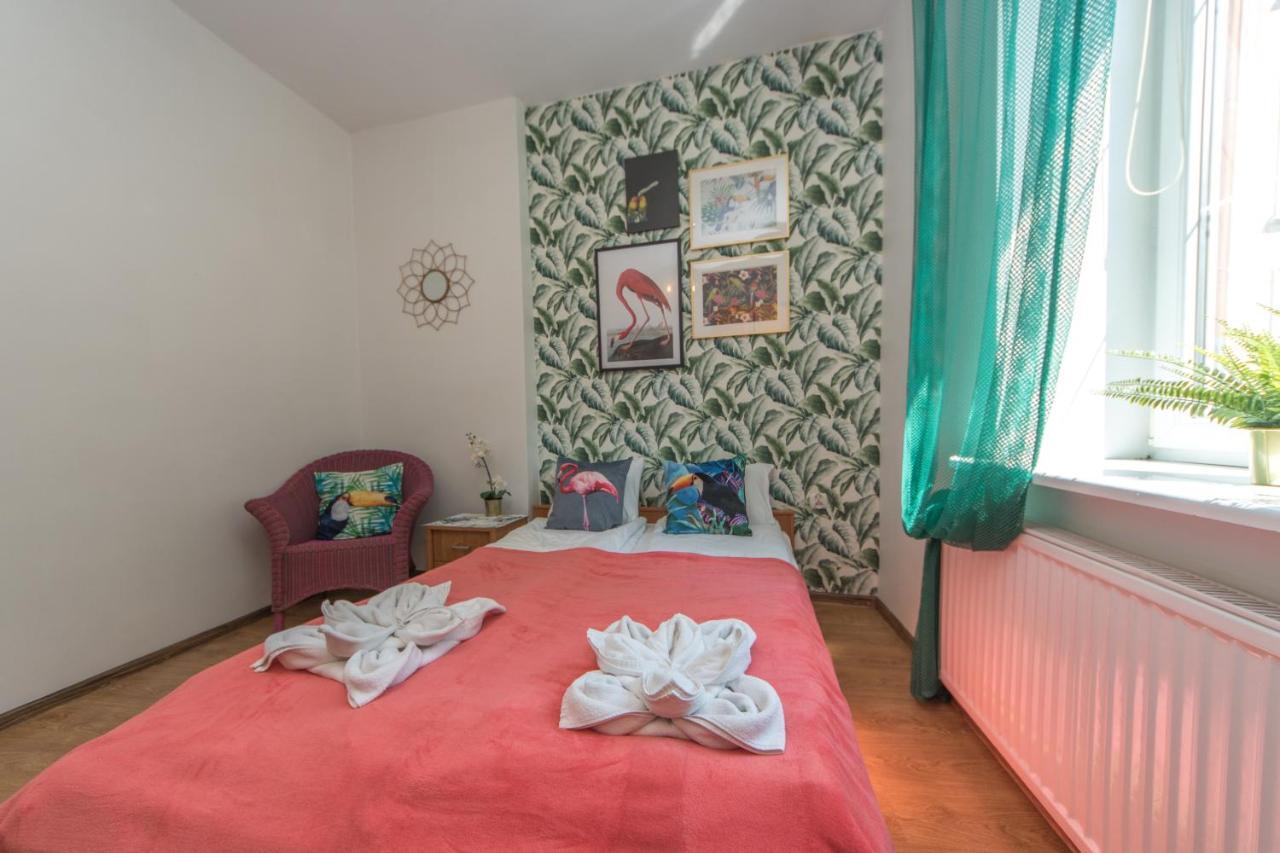 Apartament 14 Przy Ul. Dlugiej กดัญสก์ ภายนอก รูปภาพ